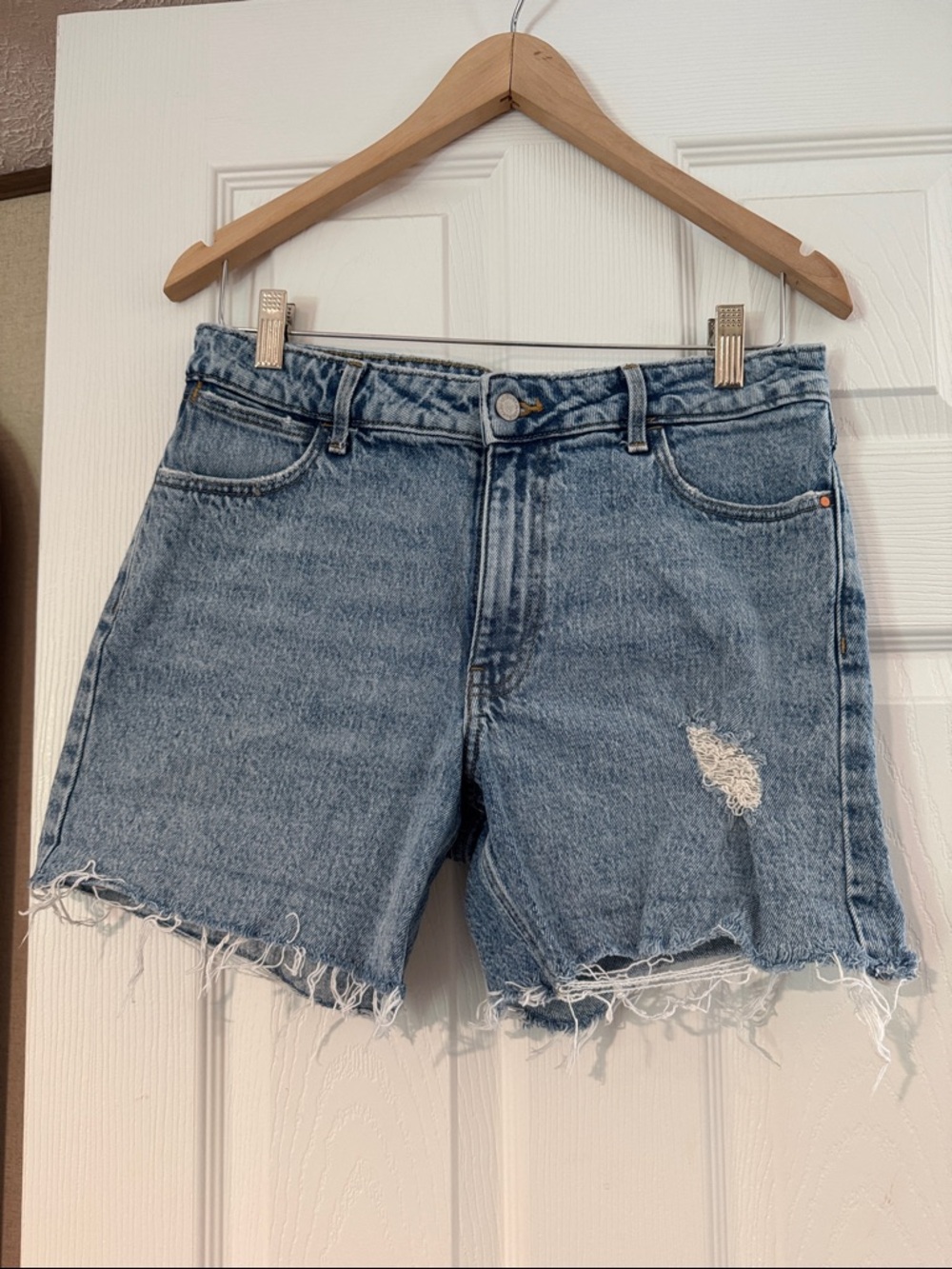 Wrangler Distressed Denim Shorts - Light Blue